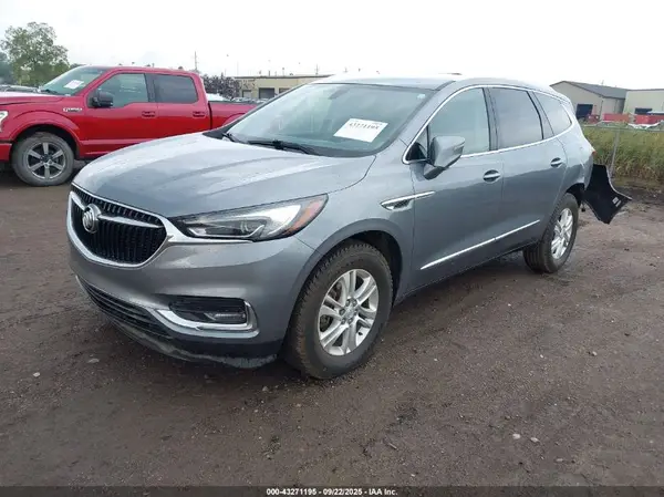 5GAERBKW3KJ318153 2019 BUICK ENCLAVE - Image 2