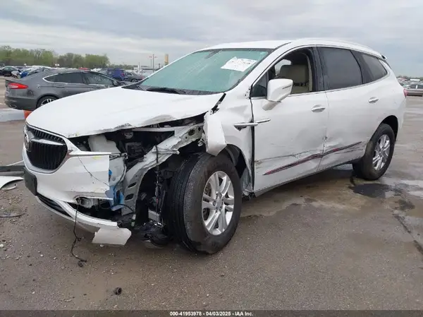 5GAERBKW3LJ132713 2020 BUICK ENCLAVE - Image 2