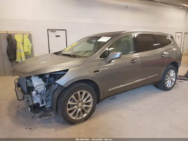 5GAERBKW3LJ287181 2020 BUICK ENCLAVE - Image 2