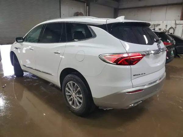 5GAERBKW3NJ169229 2022 BUICK ENCLAVE - Image 2