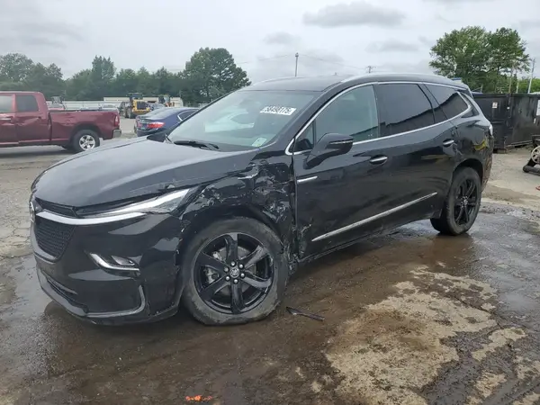 5GAERBKW3PJ100690 2023 BUICK ENCLAVE - Image 1