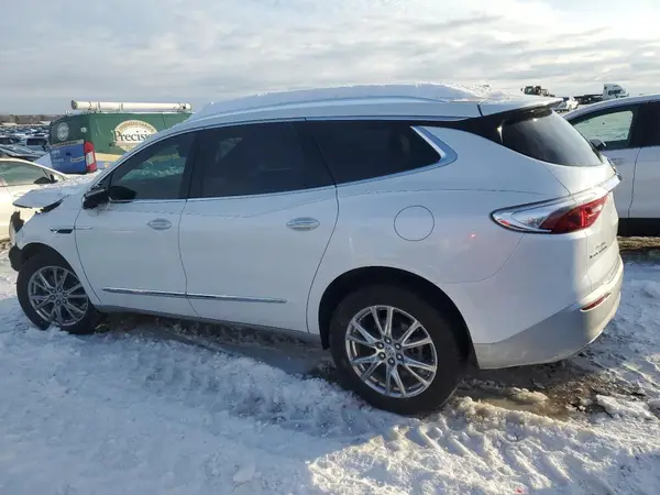 5GAERBKW3PJ107526 2023 BUICK ENCLAVE - Image 2