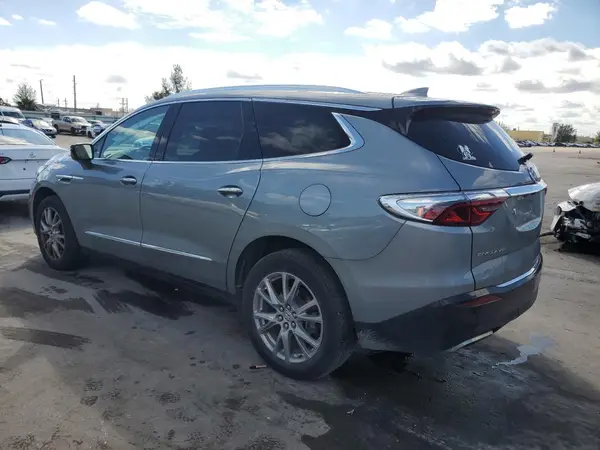5GAERBKW3PJ134936 2023 BUICK ENCLAVE - Image 2