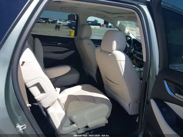 5GAERBKW3PJ158055 2023 BUICK ENCLAVE - Image 8