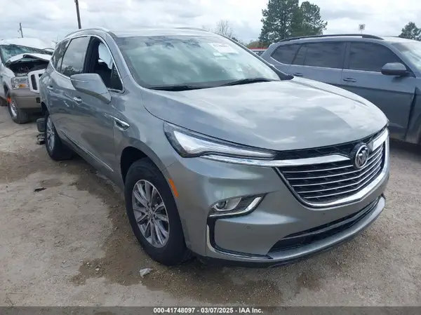 5GAERBKW3PJ205651 2023 BUICK ENCLAVE - Image 1
