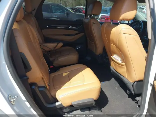 5GAERBKW4JJ143930 2018 BUICK ENCLAVE - Image 8