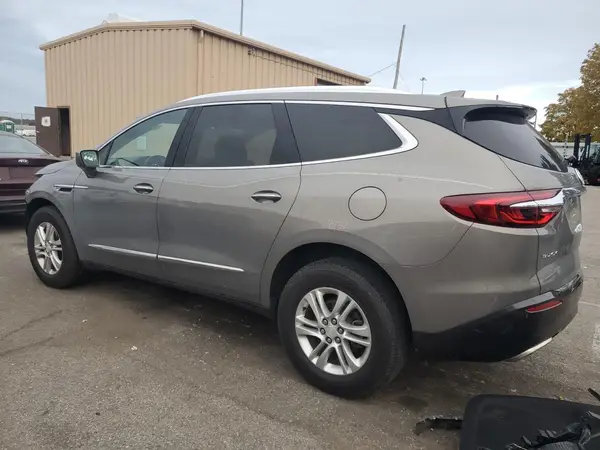 5GAERBKW4JJ153177 2018 BUICK ENCLAVE - Image 2
