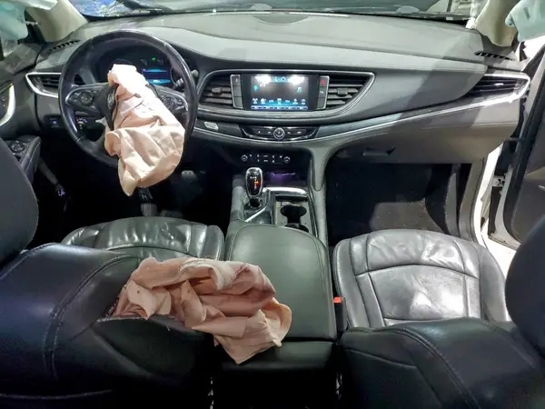 5GAERBKW4JJ153468 2018 BUICK ENCLAVE - Image 8