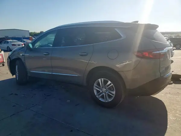 5GAERBKW4JJ201695 2018 BUICK ENCLAVE - Image 2