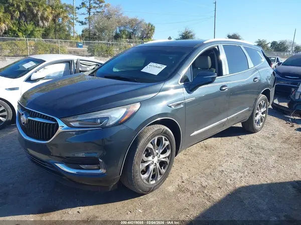 5GAERBKW4JJ263338 2018 BUICK ENCLAVE - Image 2