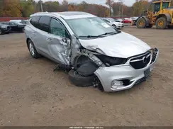 5GAERBKW4JJ279233 2018 BUICK ENCLAVE