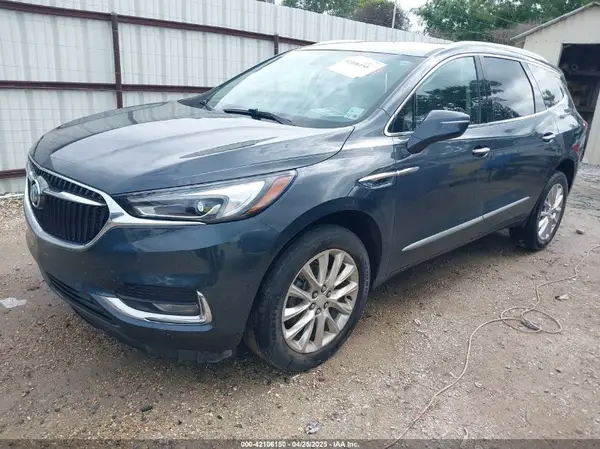 5GAERBKW4LJ194086 2020 BUICK ENCLAVE - Image 2