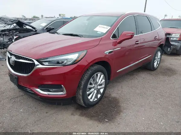 5GAERBKW4MJ191013 2021 BUICK ENCLAVE - Image 2