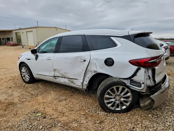 5GAERBKW4MJ229923 2021 BUICK ENCLAVE - Image 2