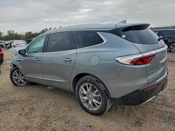 5GAERBKW4PJ135092 2023 BUICK ENCLAVE - Image 2