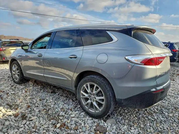 5GAERBKW4PJ157688 2023 BUICK ENCLAVE - Image 2