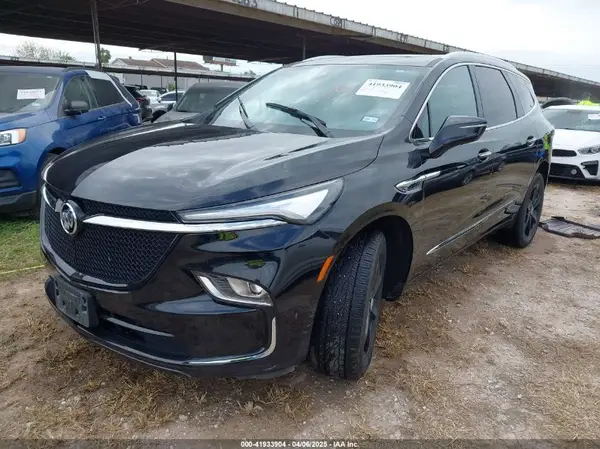 5GAERBKW4RJ103410 2024 BUICK ENCLAVE - Image 2