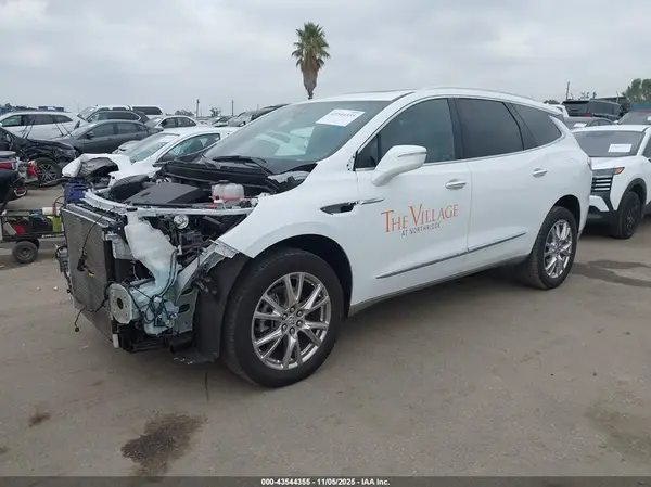 5GAERBKW4RJ137296 2024 BUICK ENCLAVE - Image 2