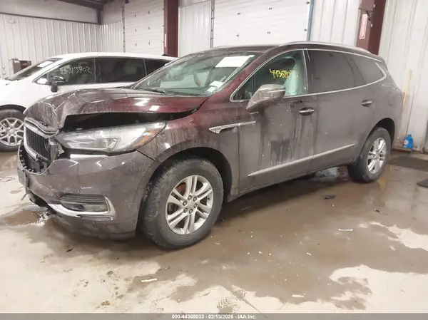 5GAERBKW5JJ137019 2018 BUICK ENCLAVE - Image 2