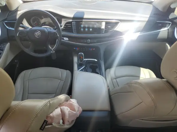 5GAERBKW5JJ140258 2018 BUICK ENCLAVE - Image 8