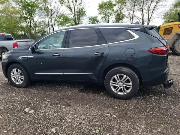 5GAERBKW5JJ141622 2018 BUICK ENCLAVE - Image 2