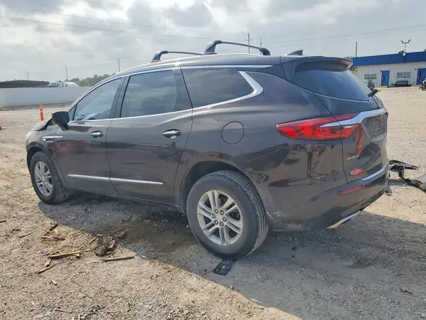 5GAERBKW5JJ150501 2018 BUICK ENCLAVE - Image 2