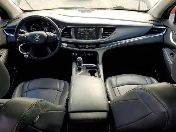 5GAERBKW5JJ150501 2018 BUICK ENCLAVE - Image 8