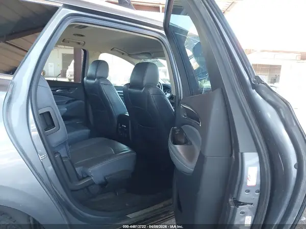 5GAERBKW5JJ233944 2018 BUICK ENCLAVE - Image 8