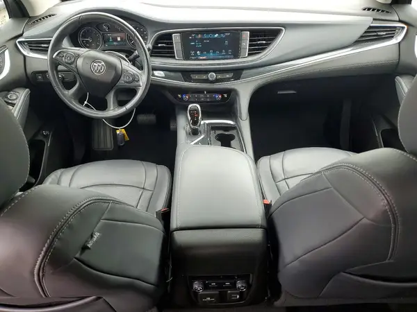 5GAERBKW5JJ236522 2018 BUICK ENCLAVE - Image 8