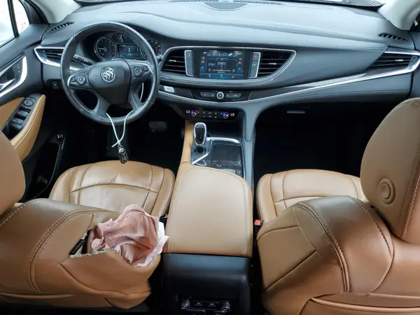 5GAERBKW5JJ242305 2018 BUICK ENCLAVE - Image 8