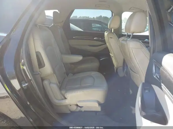 5GAERBKW5JJ259251 2018 BUICK ENCLAVE - Image 8