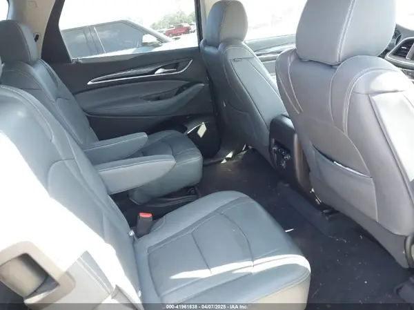 5GAERBKW5KJ102479 2019 BUICK ENCLAVE - Image 8