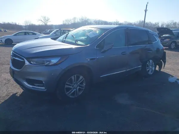 5GAERBKW5LJ290714 2020 BUICK ENCLAVE - Image 2