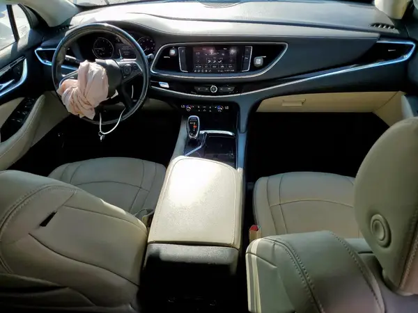 5GAERBKW5LJ307110 2020 BUICK ENCLAVE - Image 8