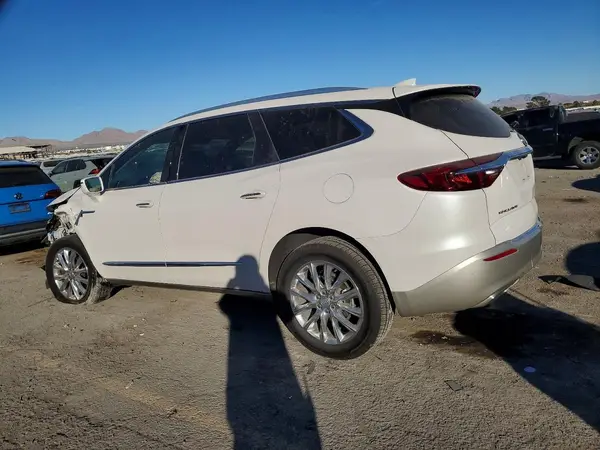 5GAERBKW5LJ315840 2020 BUICK ENCLAVE - Image 2