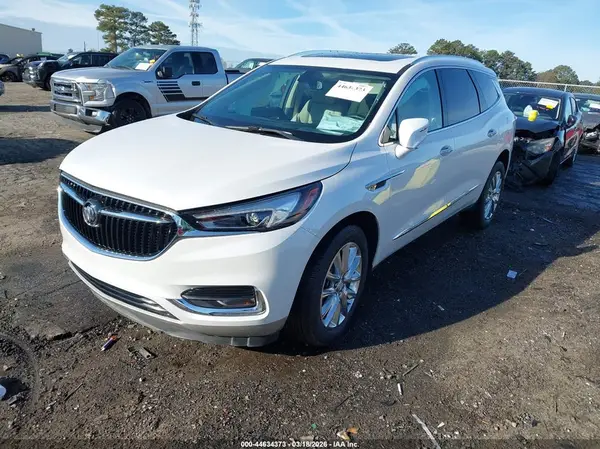 5GAERBKW5LJ315949 2020 BUICK ENCLAVE - Image 2