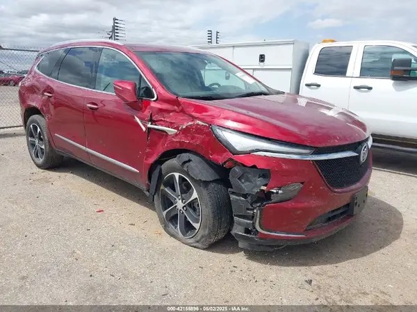 5GAERBKW5NJ126429 2022 BUICK ENCLAVE - Image 1