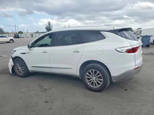 5GAERBKW5NJ179258 2022 BUICK ENCLAVE - Image 2