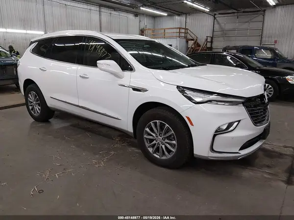 5GAERBKW5PJ168165 2023 BUICK ENCLAVE - Image 1