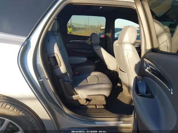 5GAERBKW5PJ192501 2023 BUICK ENCLAVE - Image 8