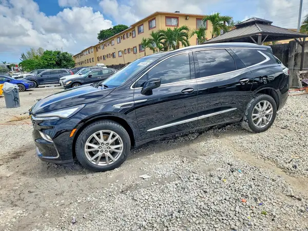5GAERBKW5RJ111354 2024 BUICK ENCLAVE - Image 1