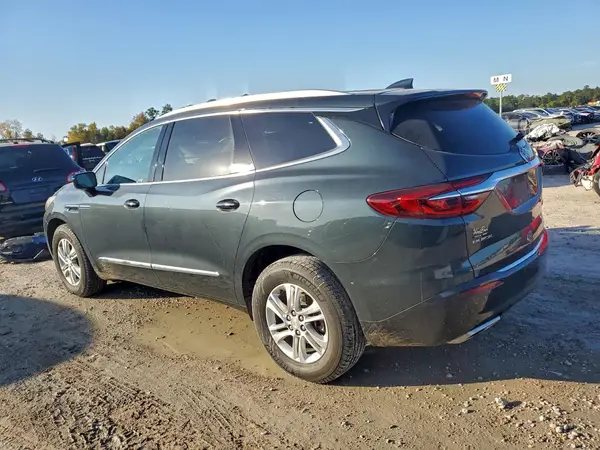 5GAERBKW6JJ136798 2018 BUICK ENCLAVE - Image 2