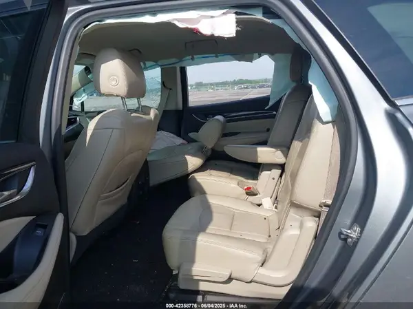 5GAERBKW6JJ15323 2018 BUICK ENCLAVE - Image 8