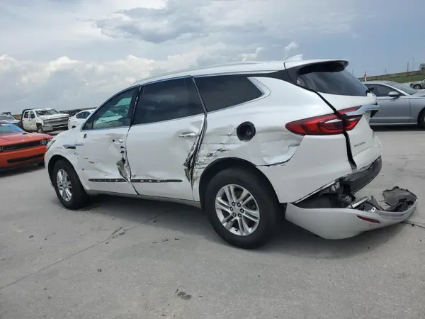 5GAERBKW6JJ186584 2018 BUICK ENCLAVE - Image 2