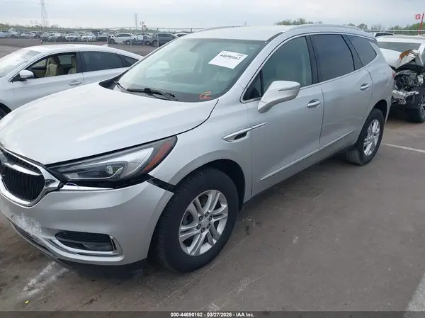 5GAERBKW6JJ217106 2018 BUICK ENCLAVE - Image 2