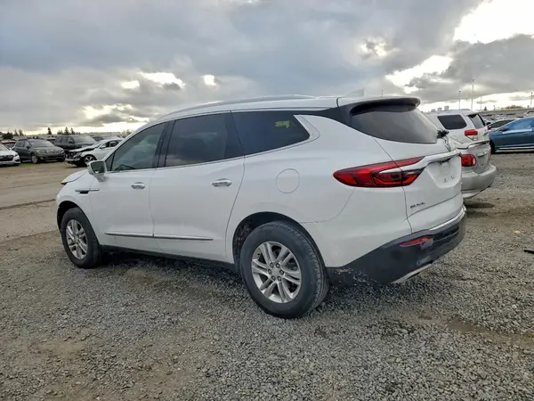 5GAERBKW6JJ230535 2018 BUICK ENCLAVE - Image 2