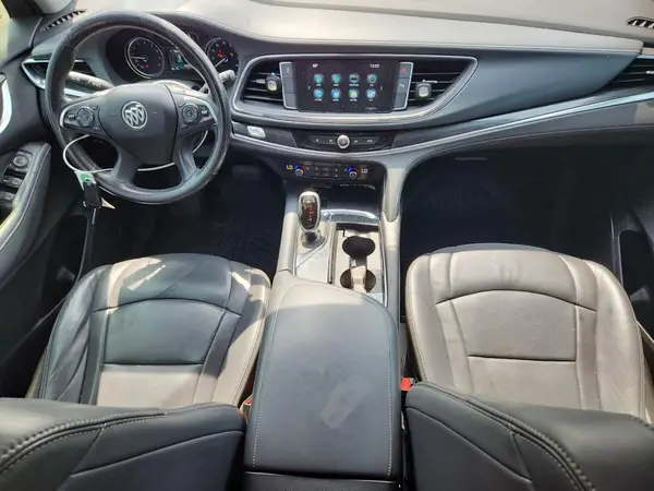 5GAERBKW6JJ242930 2018 BUICK ENCLAVE - Image 8