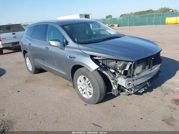 5GAERBKW6JJ257301 2018 BUICK ENCLAVE - Image 1