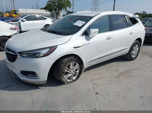 5GAERBKW6KJ303162 2019 BUICK ENCLAVE - Image 2