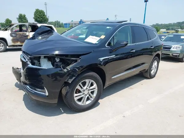 5GAERBKW6KJ314999 2019 BUICK ENCLAVE - Image 2